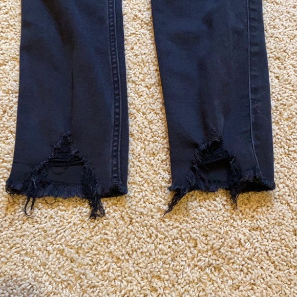 HOLLISTER women’s ULTRA HIGH RISE jean LEGGING. Size 11R (W 30/ L 28). - Picture 11 of 11